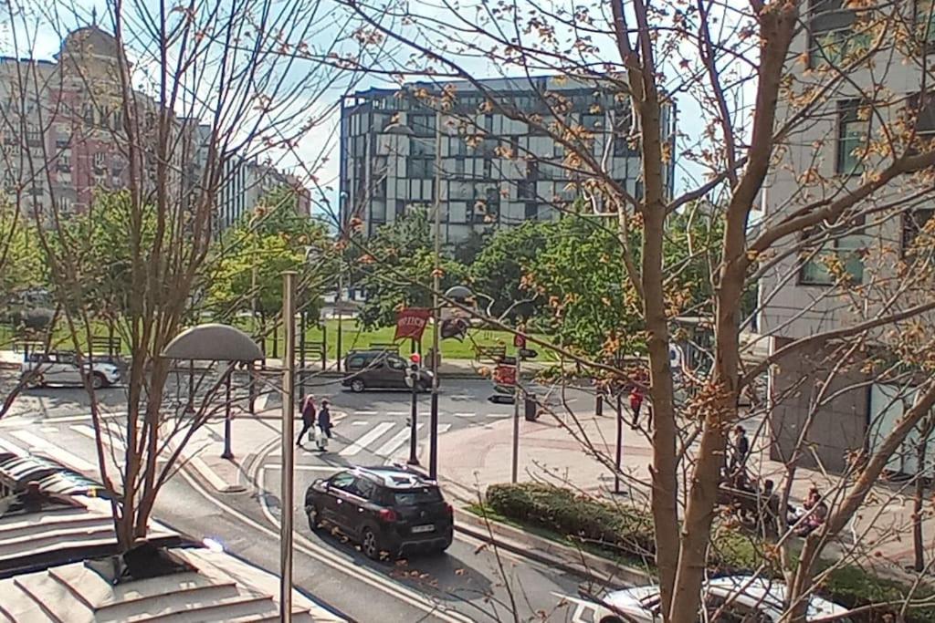 Apartamento Guggenheim Centrico Y Confortable Bilbao Esterno foto
